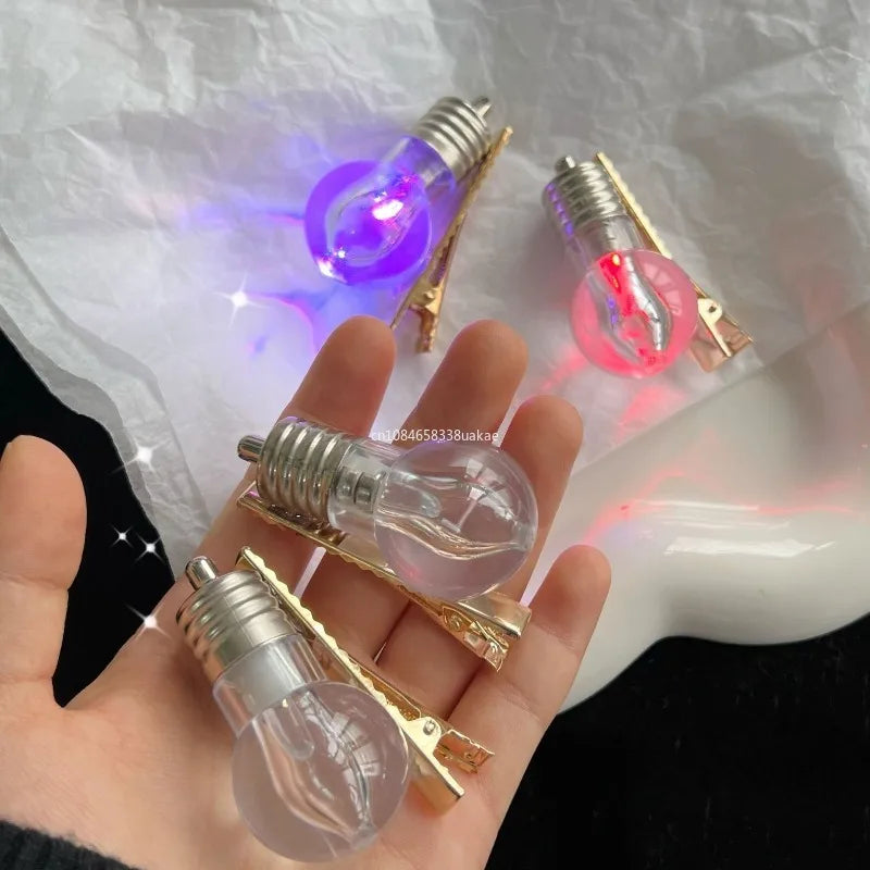 Funny Glowing Light Bulb Hair Clip – Flashing Bangs Hairpin for Women & Trendy Hair Accessories