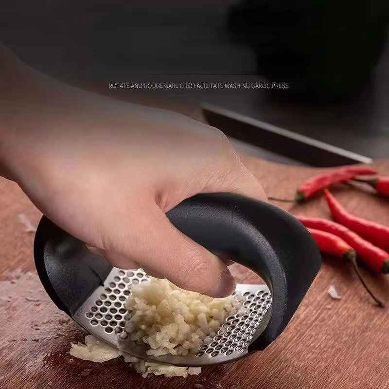 Stainless Steel Garlic Press – Manual Garlic Mincer & Crusher for Easy Kitchen Prep