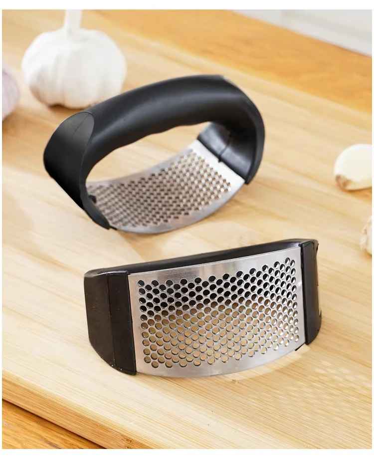 Stainless Steel Garlic Press – Manual Garlic Mincer & Crusher for Easy Kitchen Prep