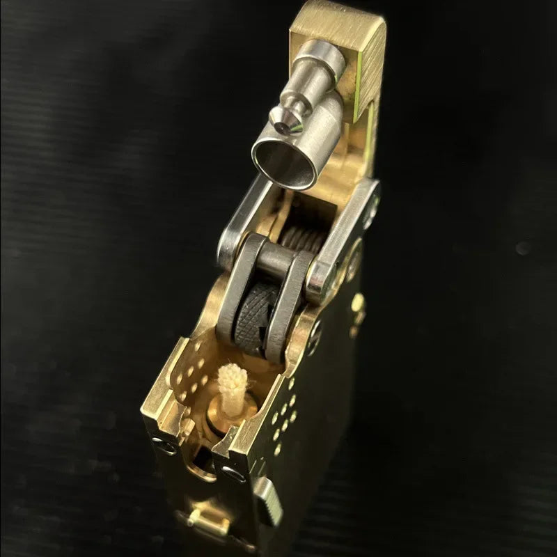 Handmade Brass Mechanical Gasoline Lighter – Automatic Ignition Titanium Alloy Gift Box